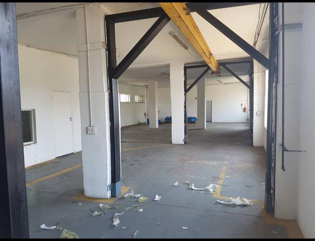 996M² WAREHOUSE TO LET IN KYA SANDS